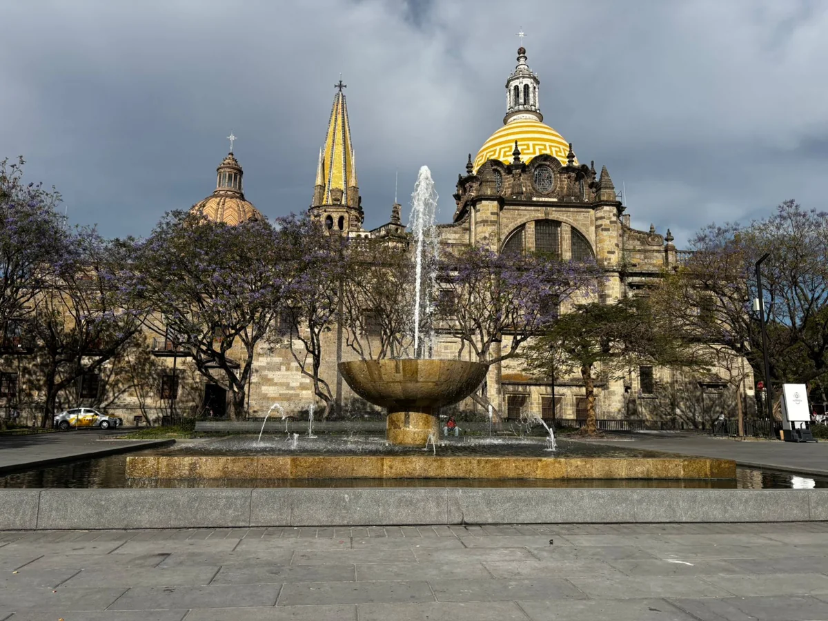 Catedral de Guadalajara y Plaza de la Liberación